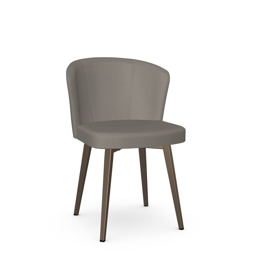 Chaise Benson